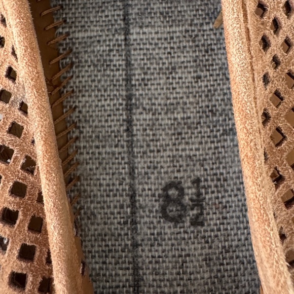 Tory Burch Jesse Suede Perforated Slip-on Sneaker Women’s 8.5 - Picture 9 of 10